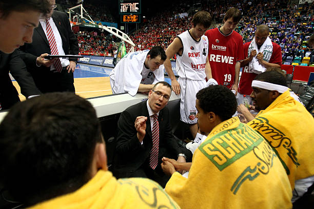 进攻显得略 进攻显得略